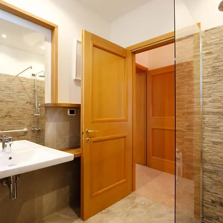 Poggio La Leona Apartment